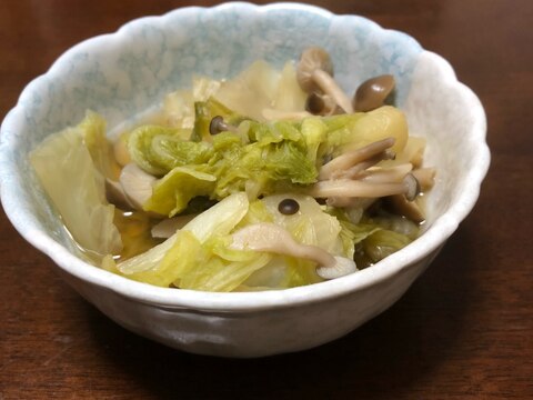 白菜とシメジの生姜煮